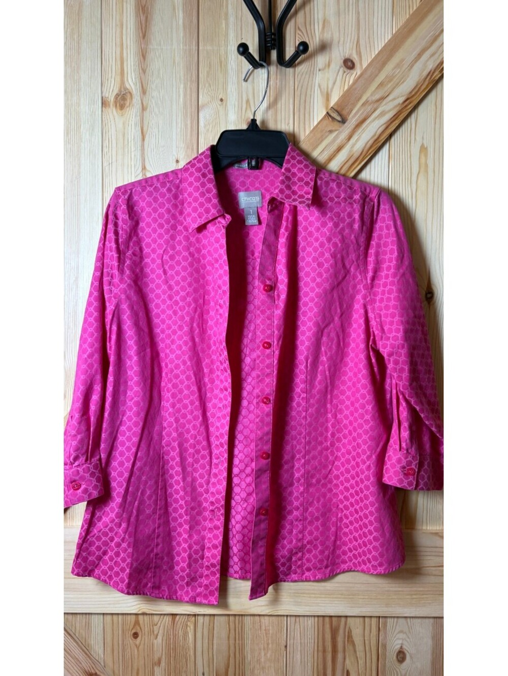 Chico's Pink Wrinkle Resistant Button-Up Shirt Size 1